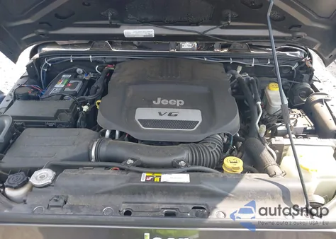 2016 Jeep Wrangler Unlimited Sport z USA, uszkodzony, nr VIN 1C4BJWDG4GL243318